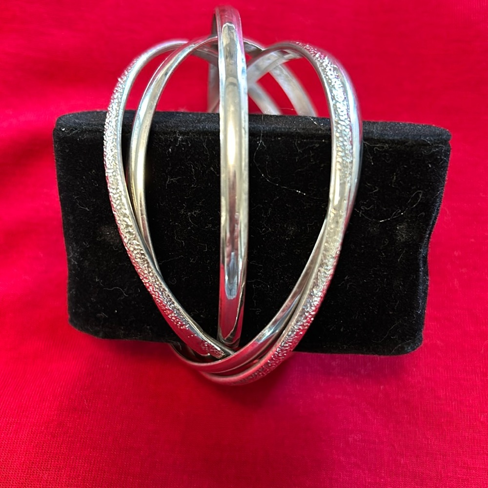 5 bracelets